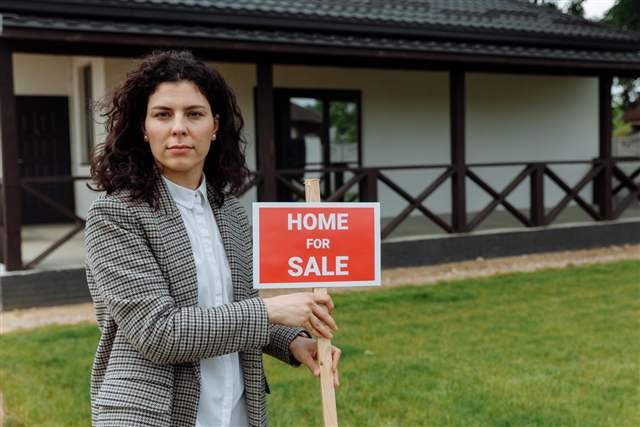 Real estate agent closing a deal
